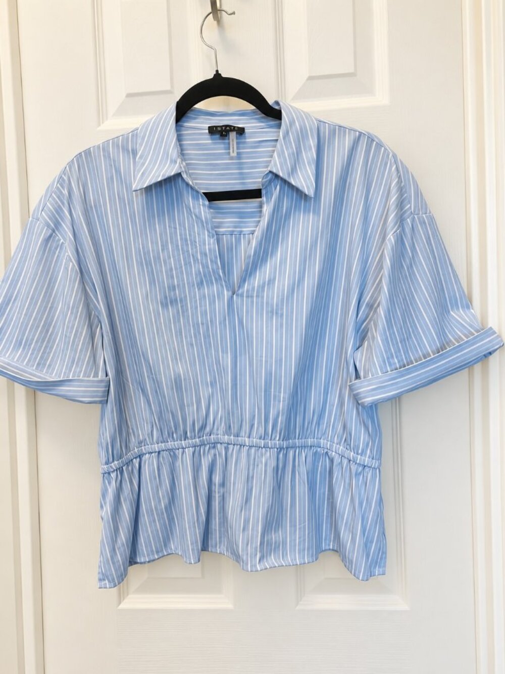 blouse - Picture 1 of 3